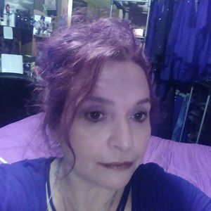 Meet your Posher, Tina